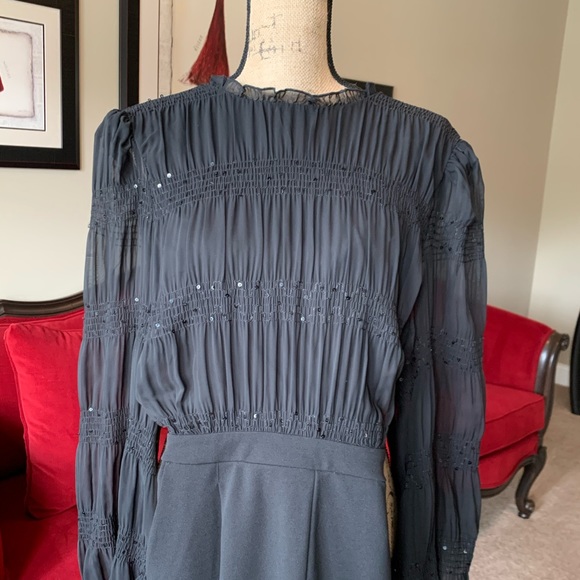 Adorable Express Jumpsuit!!! 🤩 - Picture 6 of 6